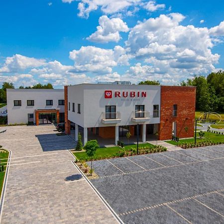 Hotel Rubin Stara Blotnica Екстер'єр фото