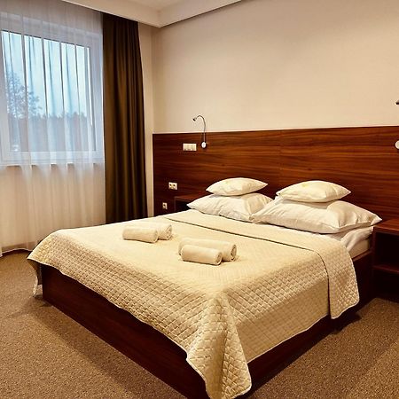 Hotel Rubin Stara Blotnica Екстер'єр фото