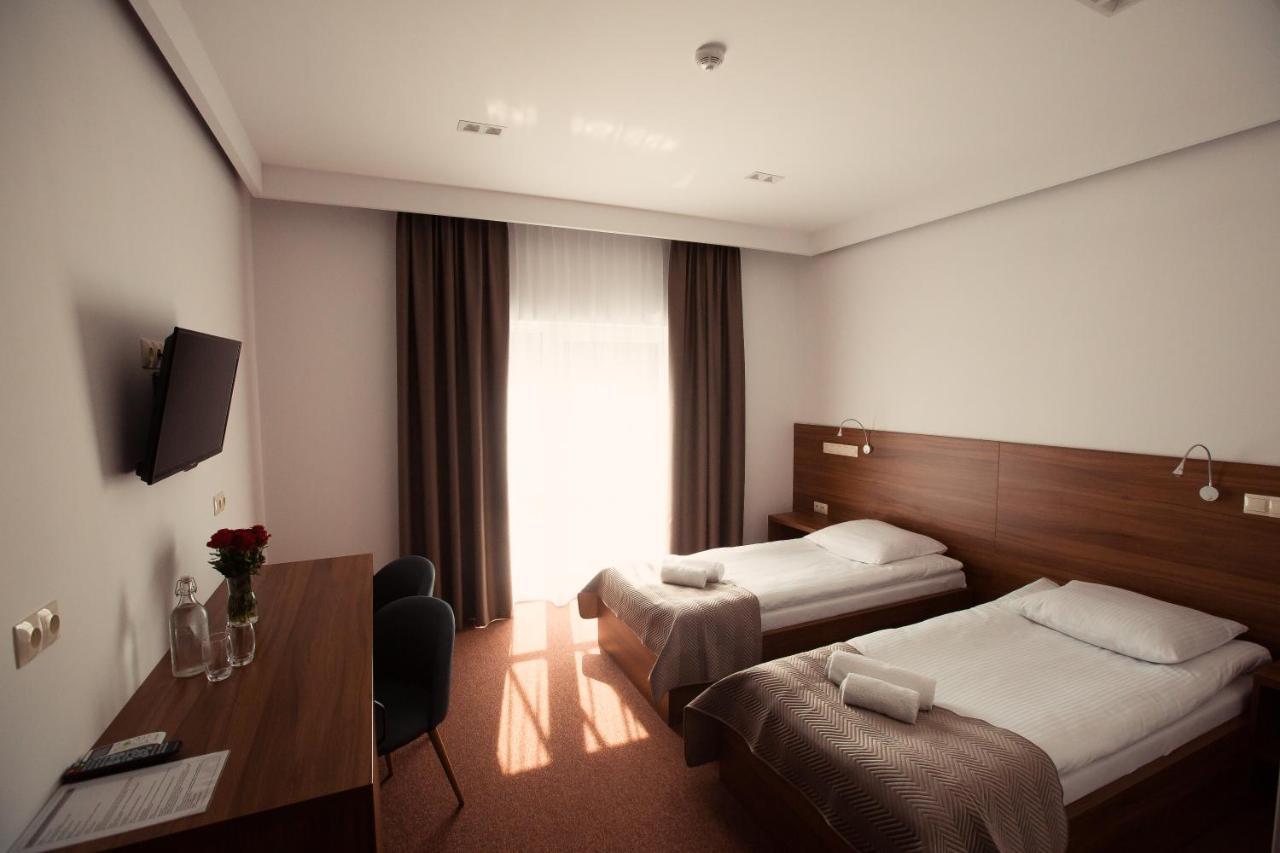 Hotel Rubin Stara Blotnica Екстер'єр фото