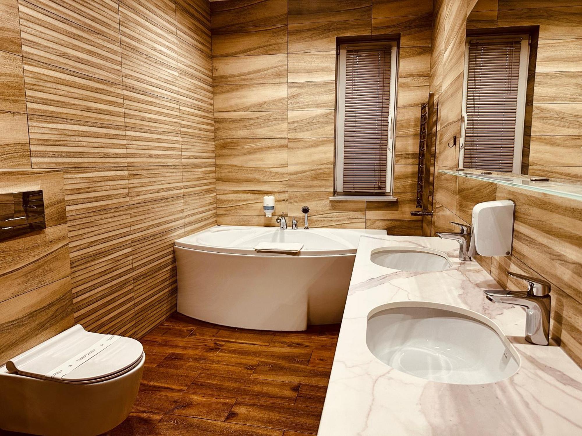 Hotel Rubin Stara Blotnica Екстер'єр фото